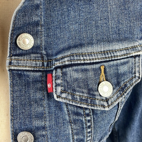 Levi Womens Denim Jean Jacket SZ Small Button Down Stretch - Picture 4 of 12